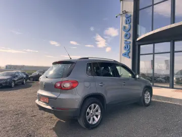 VOLKSWAGEN TIGUAN  4MOTION