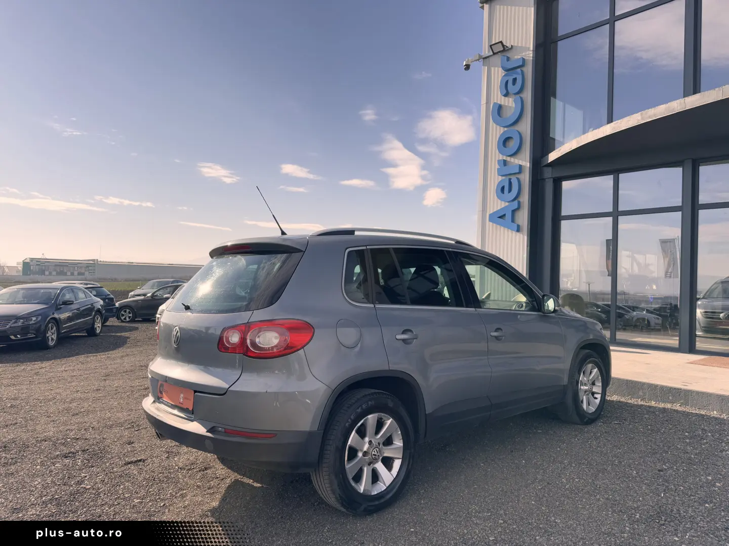 VOLKSWAGEN TIGUAN  4MOTION