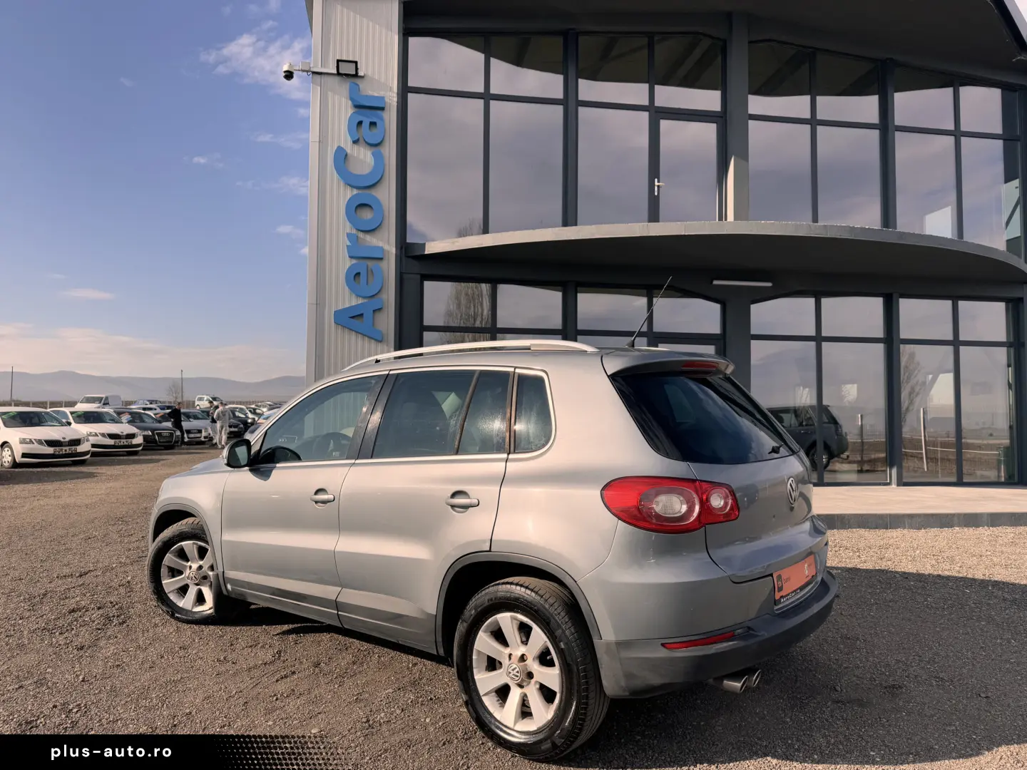 VOLKSWAGEN TIGUAN  4MOTION