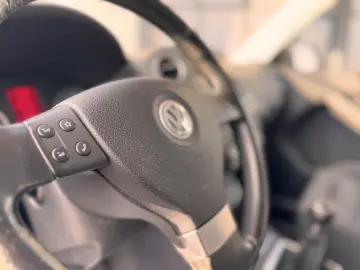 VOLKSWAGEN TIGUAN  4MOTION