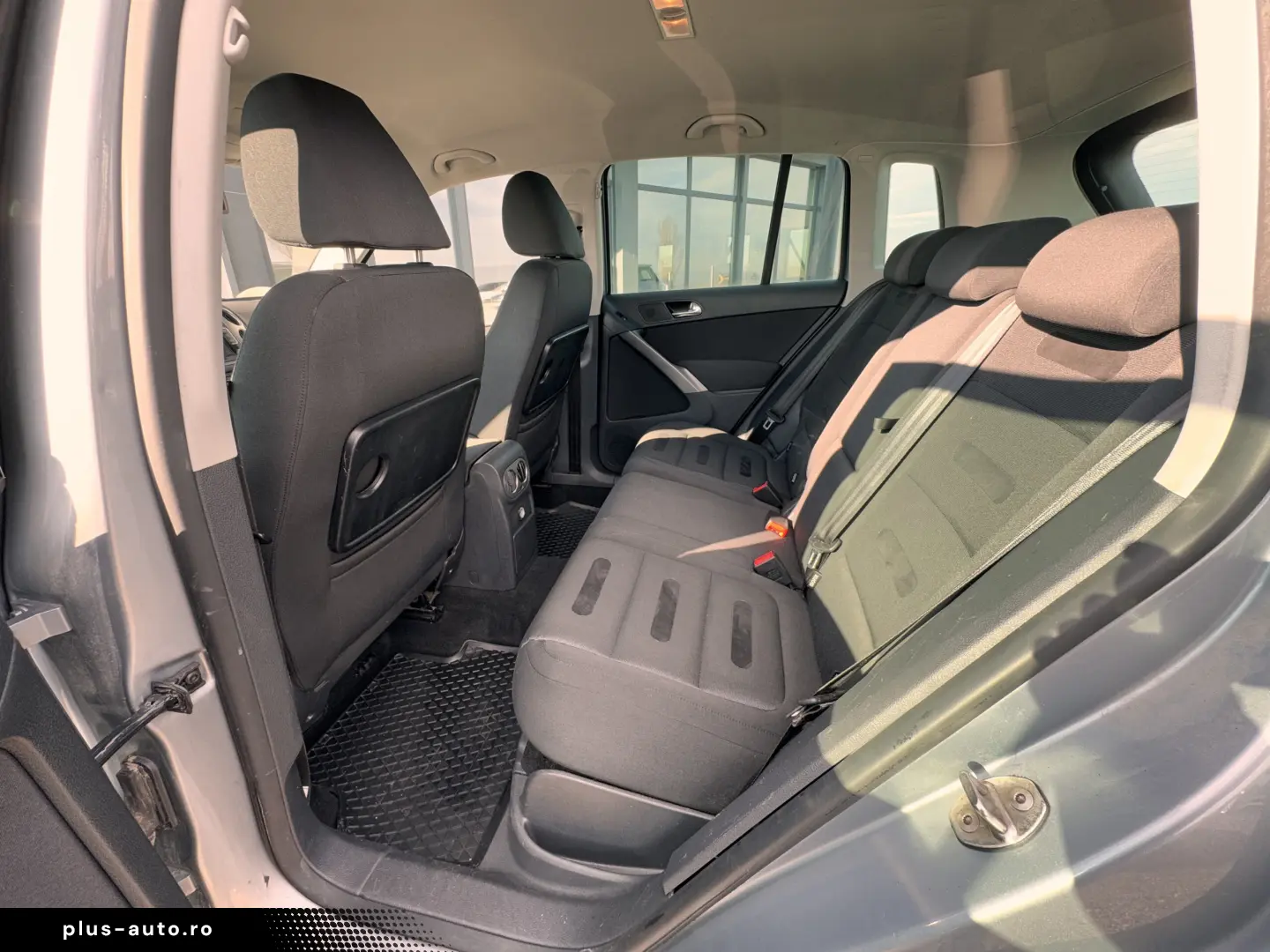 VOLKSWAGEN TIGUAN  4MOTION