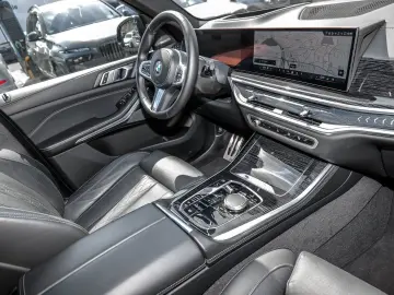 BMW X5 xDrive30d M Sport HUD PANO ACC AHK 360 KAM