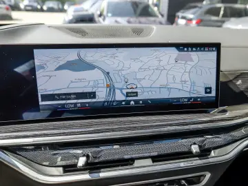 BMW X5 xDrive30d M Sport HUD PANO ACC AHK 360 KAM