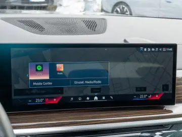 BMW X5 xDrive 50e NAVI KAMERA KEYLESS MEMORY KLIMAAU