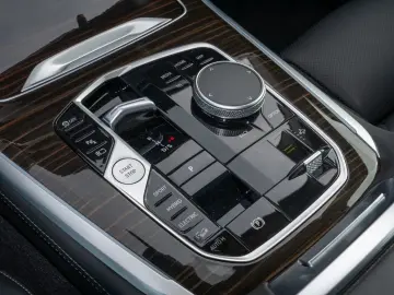 BMW X5 xDrive 50e NAVI KAMERA KEYLESS MEMORY KLIMAAU