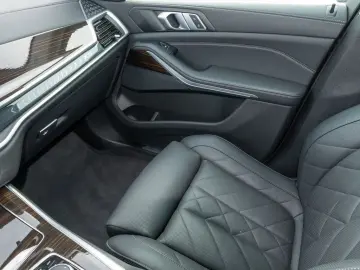 BMW X5 xDrive 50e NAVI KAMERA KEYLESS MEMORY KLIMAAU