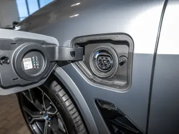 BMW X5 xDrive50e MSport DAProf PAProf SoftClose H K