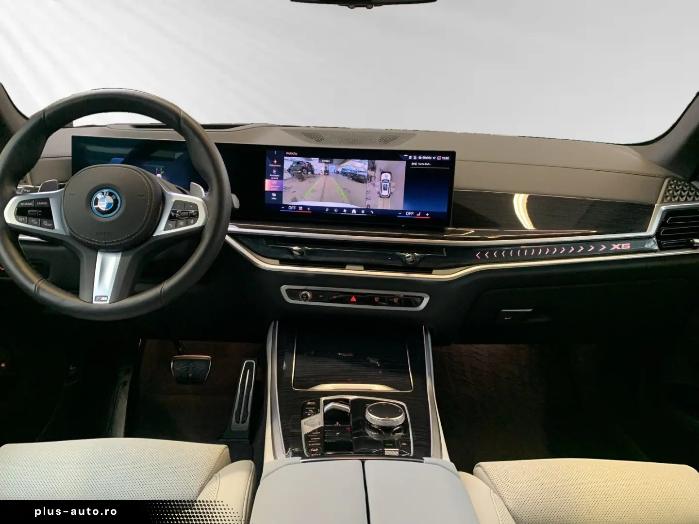 BMW X5 xDrive50e M Sport AHK Pano 21 LMR Head-Up