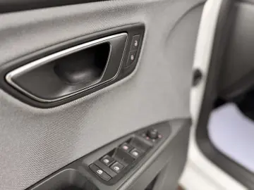 SEAT LEON  1.5 CGI  AUTOMAT