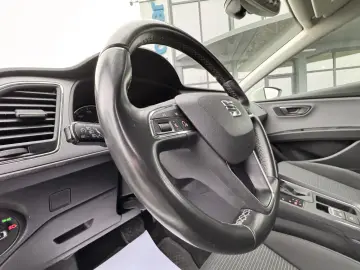 SEAT LEON  1.5 CGI  AUTOMAT