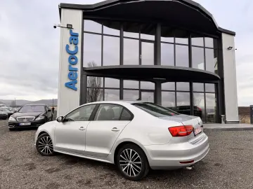 VOLKSWAGEN JETTA  2.0 TDI