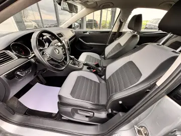 VOLKSWAGEN JETTA  2.0 TDI