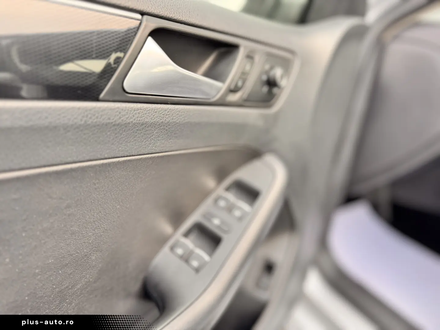 VOLKSWAGEN JETTA  2.0 TDI