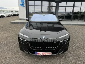 BMW 760e xDrive PLUG-IN HYBRID