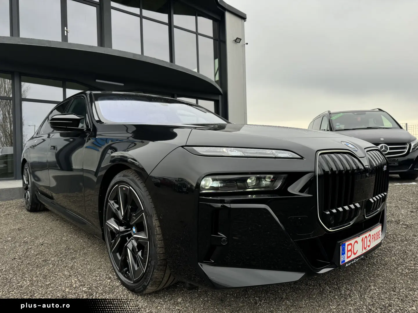 BMW 760e xDrive PLUG-IN HYBRID