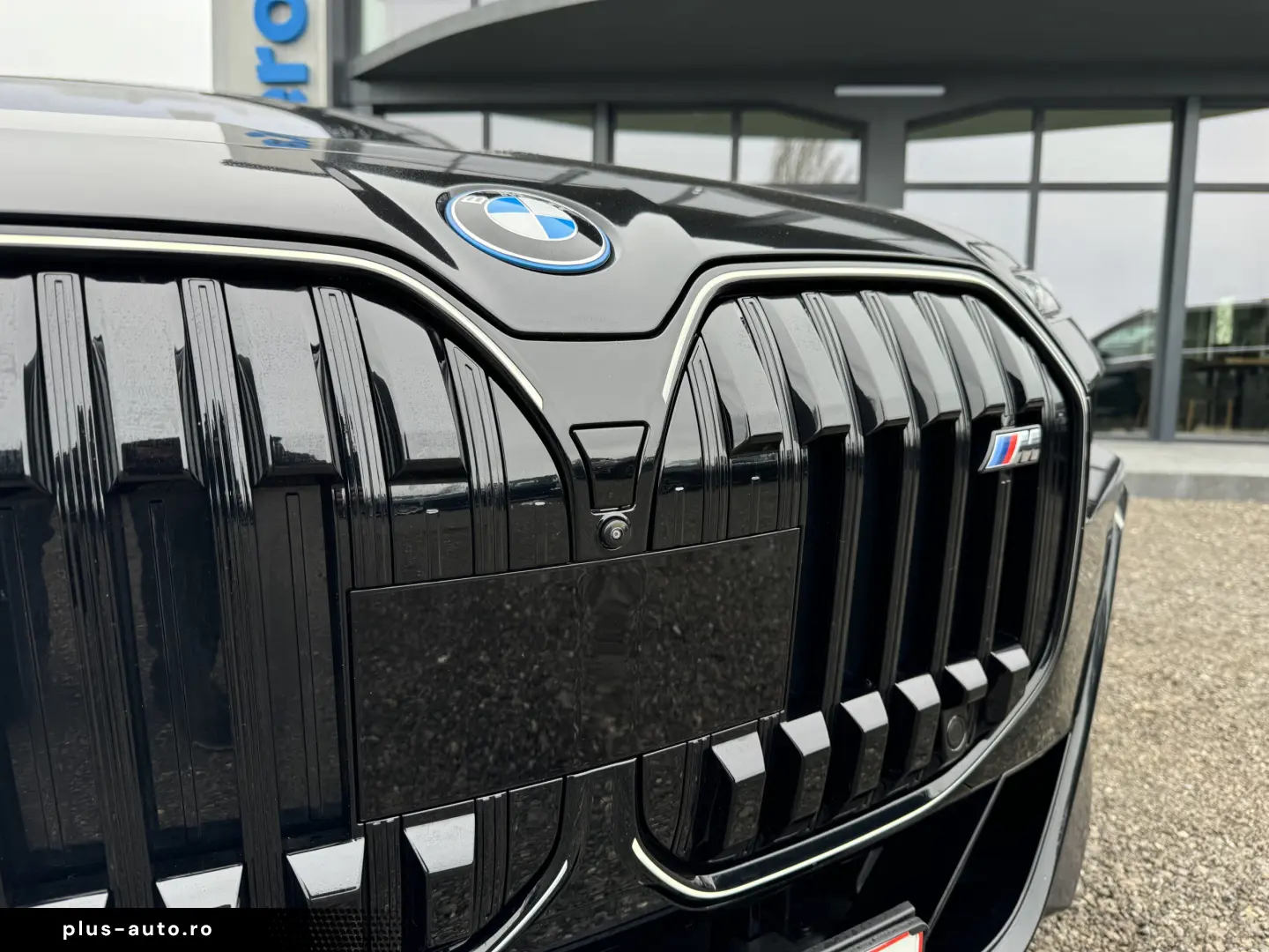 BMW 760e xDrive PLUG-IN HYBRID