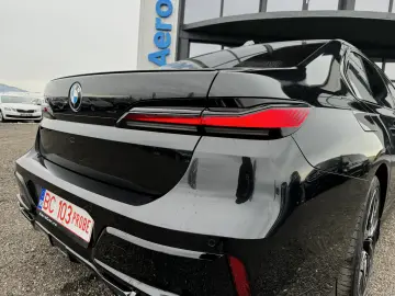 BMW 760e xDrive PLUG-IN HYBRID