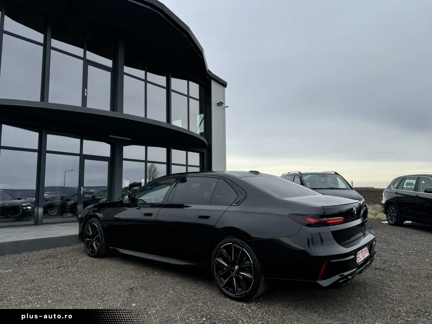 BMW 760e xDrive PLUG-IN HYBRID