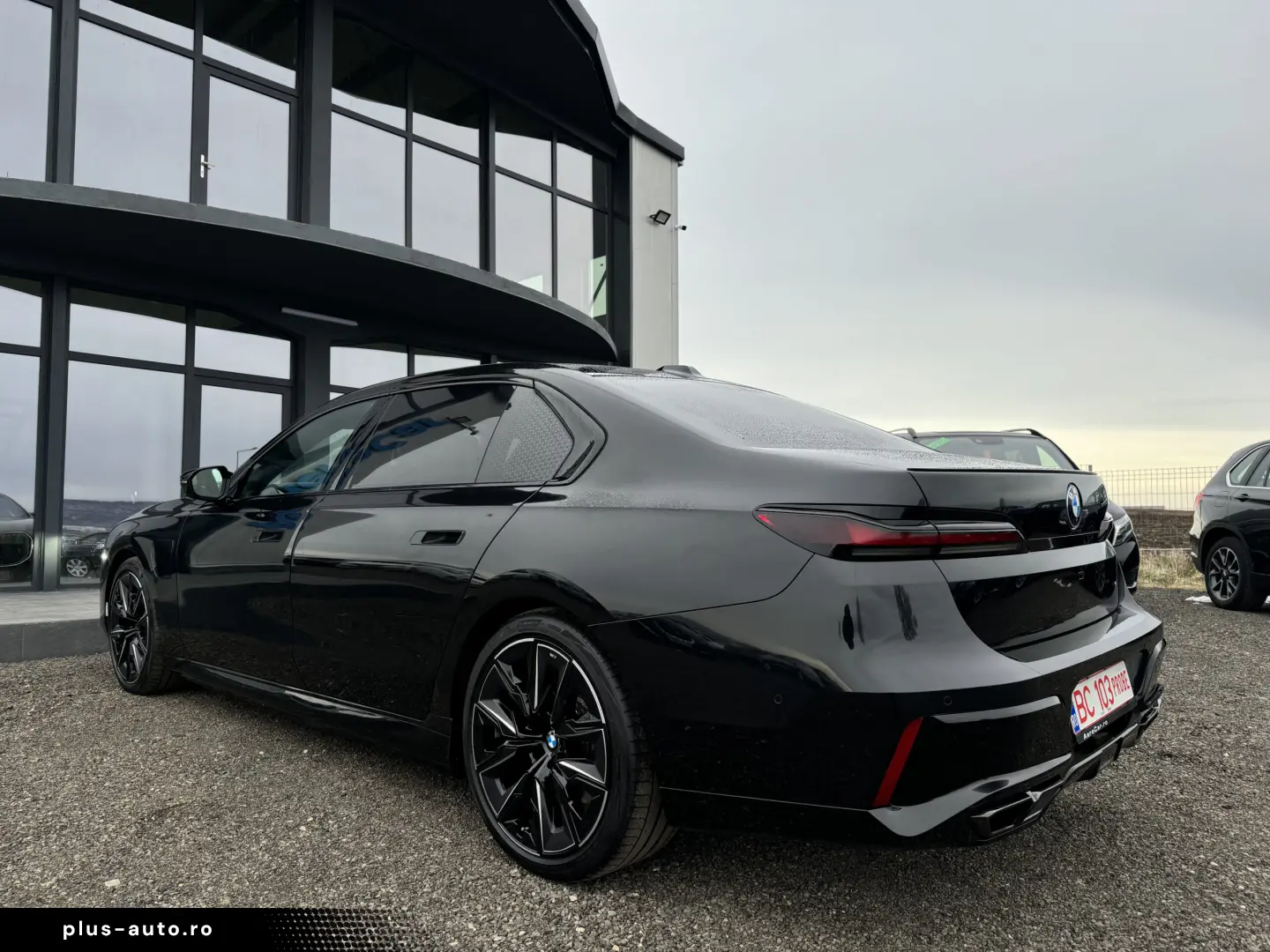 BMW 760e xDrive PLUG-IN HYBRID