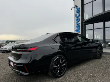 BMW 760e xDrive PLUG-IN HYBRID