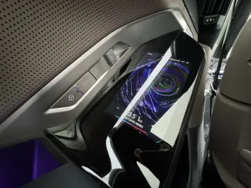 BMW 760e xDrive PLUG-IN HYBRID