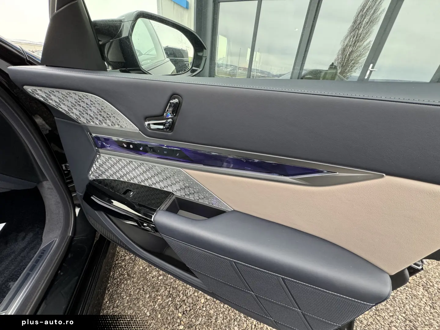 BMW 760e xDrive PLUG-IN HYBRID