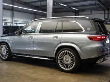 Mercedes-Benz GLS 600 MAYBACH