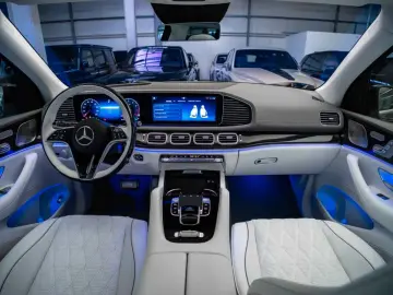 Mercedes-Benz GLS 600 MAYBACH
