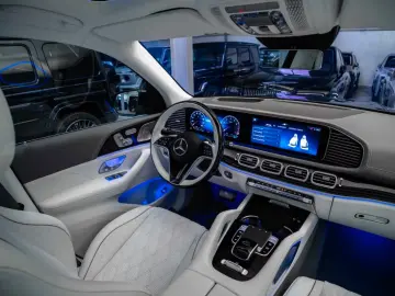 Mercedes-Benz GLS 600 MAYBACH