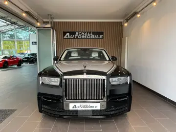 ROLLS ROYCE Phantom SWB Extended Two-Tone FULL