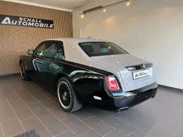 ROLLS ROYCE Phantom SWB Extended Two-Tone FULL
