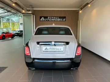 ROLLS ROYCE Phantom SWB Extended Two-Tone FULL