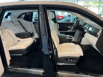 ROLLS ROYCE Phantom SWB Extended Two-Tone FULL