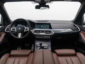 BMW X5 xD45e M Sport Individual