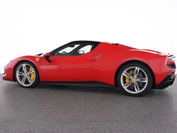 FERRARI 296 GTB Carbon Lenkrad Racingsitze Premium Hifi