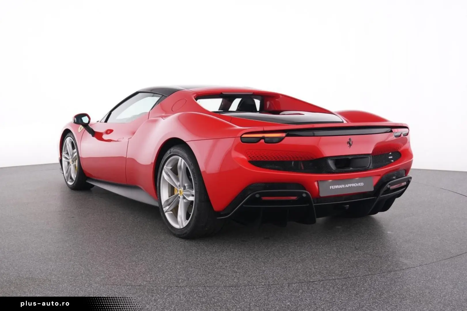 FERRARI 296 GTB Carbon Lenkrad Racingsitze Premium Hifi