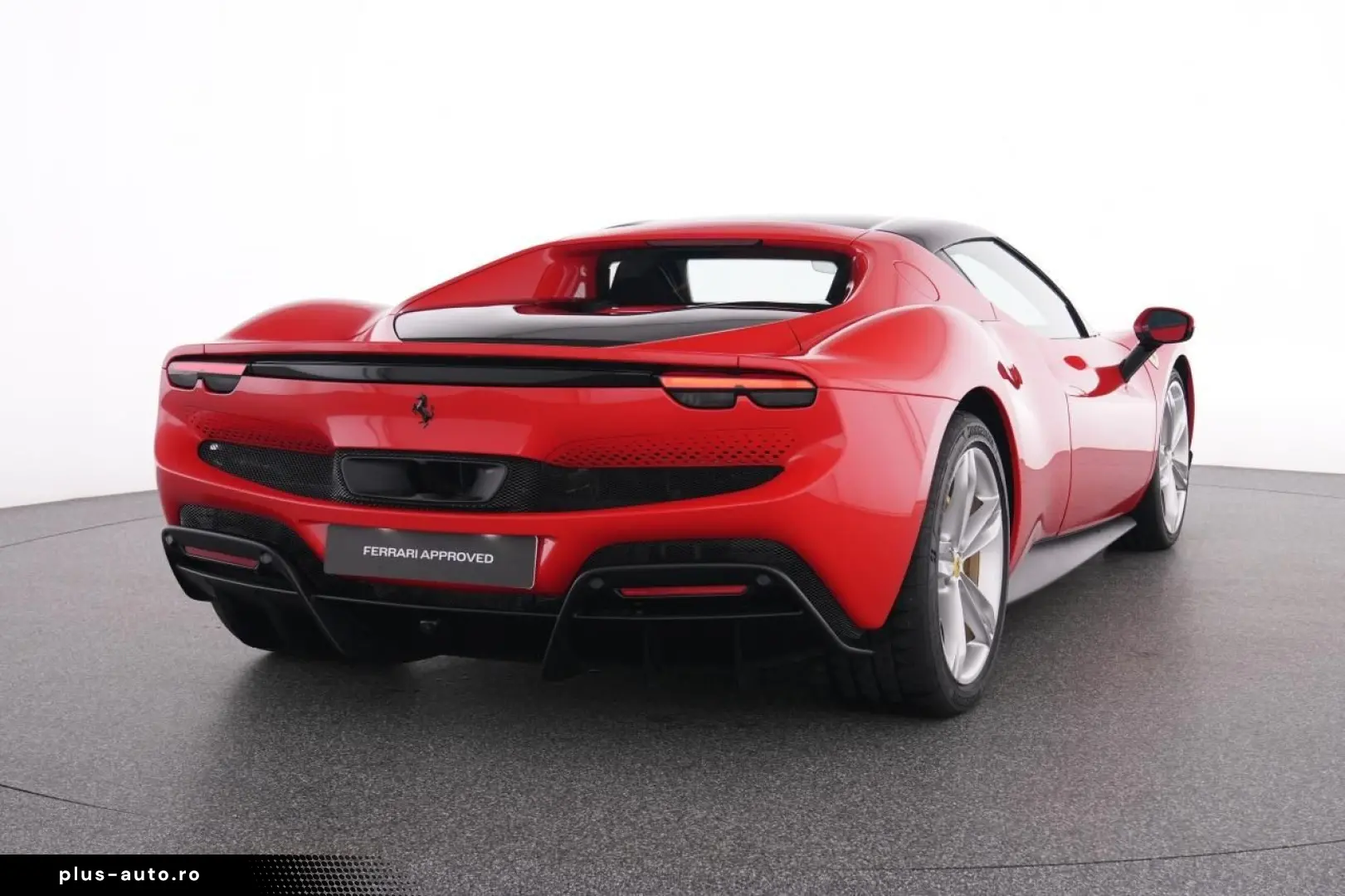 FERRARI 296 GTB Carbon Lenkrad Racingsitze Premium Hifi