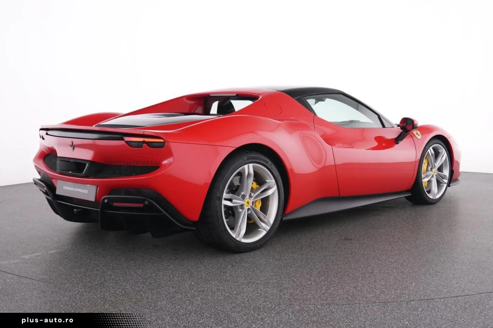 FERRARI 296 GTB Carbon Lenkrad Racingsitze Premium Hifi