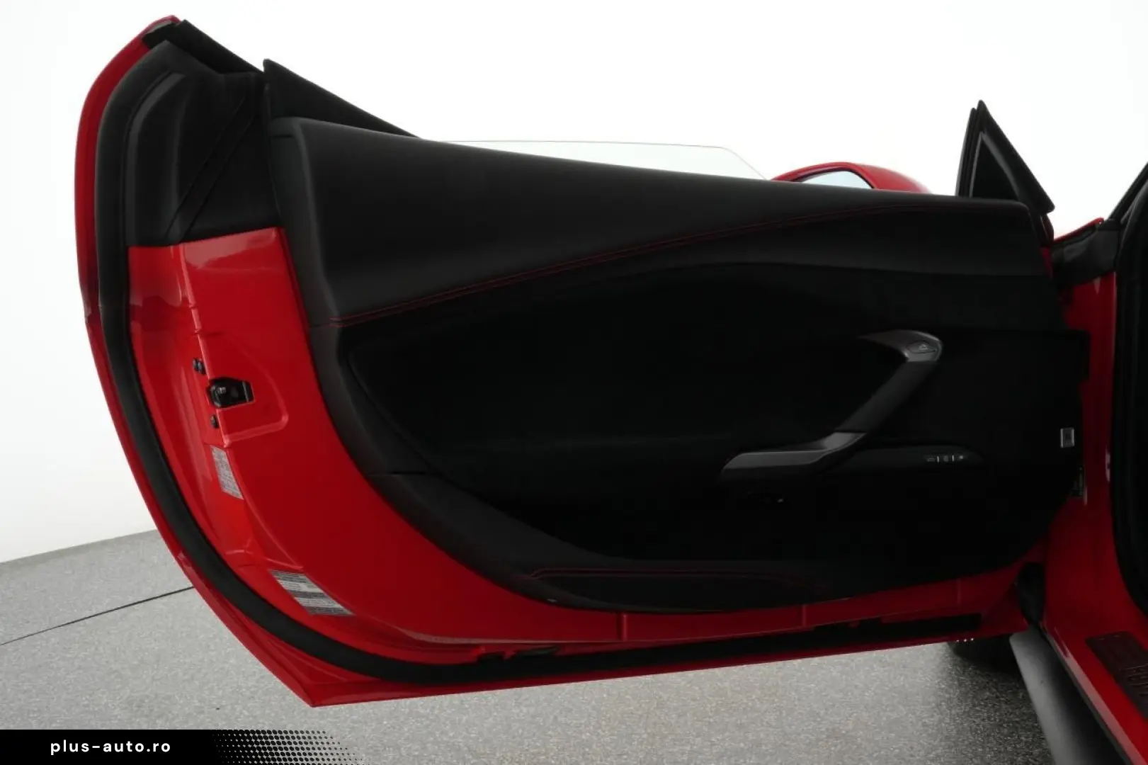 FERRARI 296 GTB Carbon Lenkrad Racingsitze Premium Hifi