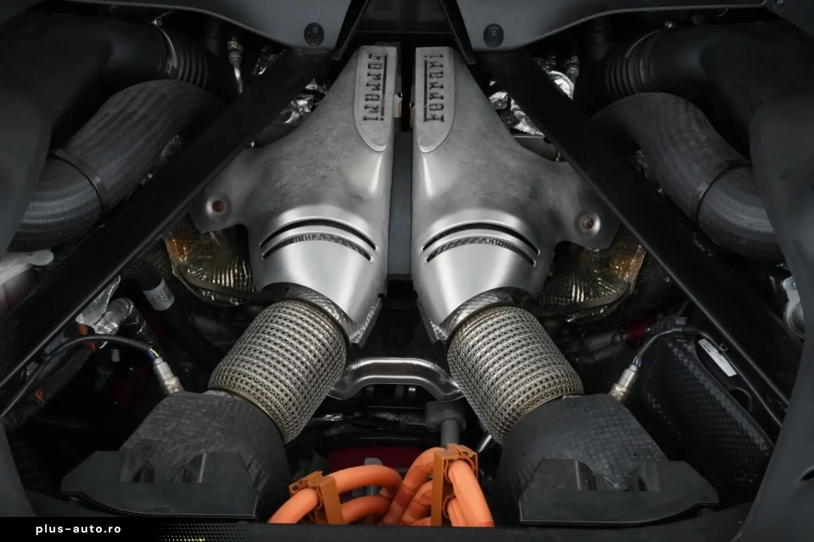 FERRARI 296 GTB Carbon Lenkrad Racingsitze Premium Hifi