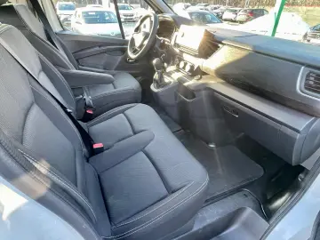 Renault Trafic 2.0 Blue dCi 150 EDC S&S L2 8 1 Zen