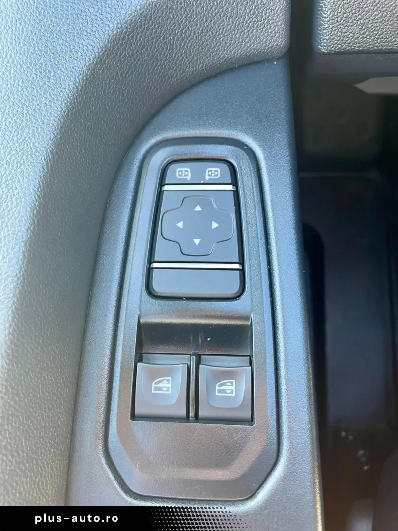 Renault Trafic 2.0 Blue dCi 150 EDC S&S L2 8 1 Zen