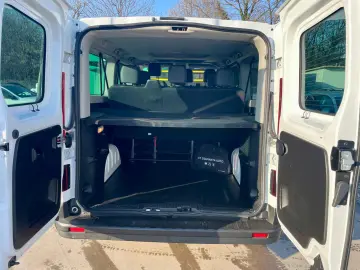 Renault Trafic 2.0 Blue dCi 150 EDC S&S L2 8 1 Zen