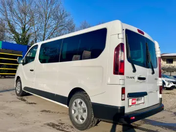 Renault Trafic 2.0 Blue dCi 150 EDC S&S L2 8 1 Zen