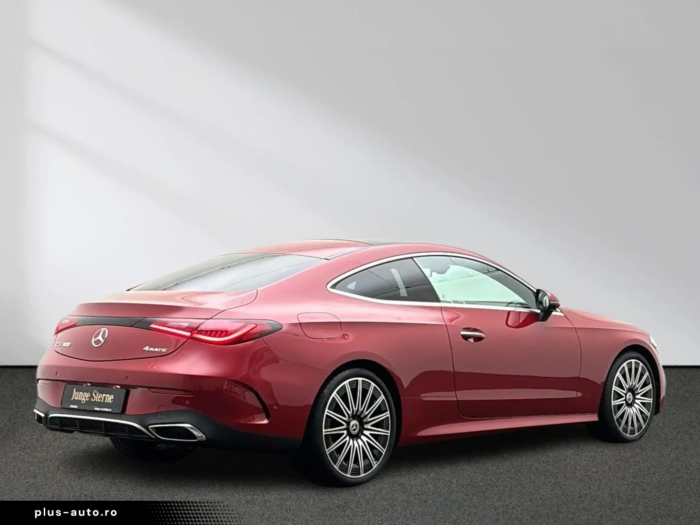 MERCEDES-BENZ CLE 300 4M AMG Panorama Burmester  360