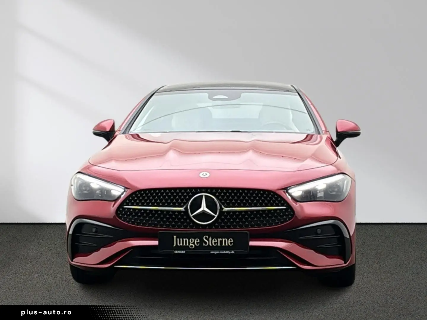 MERCEDES-BENZ CLE 300 4M AMG Panorama Burmester  360