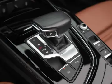 Audi A5 Cabrio 40 TFSI S tronic S line