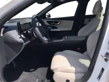 MERCEDES-BENZ E 450 d 4MATIC AMG MBUX Superscreen Burm Night