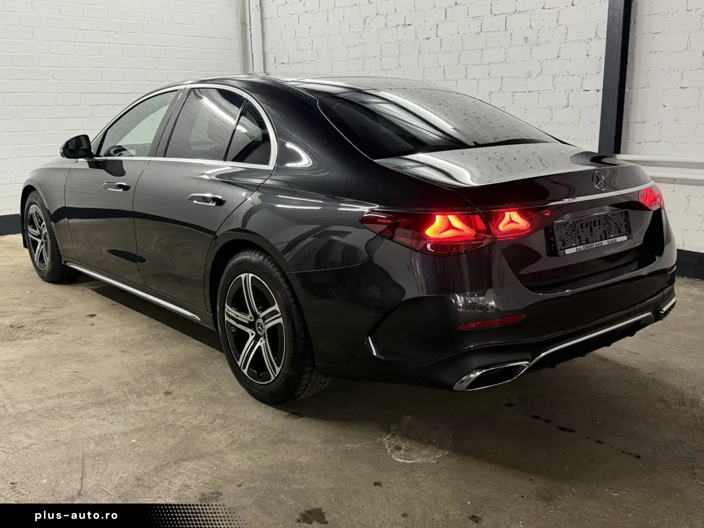 MERCEDES-BENZ E 220 d 4M 9G AMG Pre.  DISTRC  DIGIL