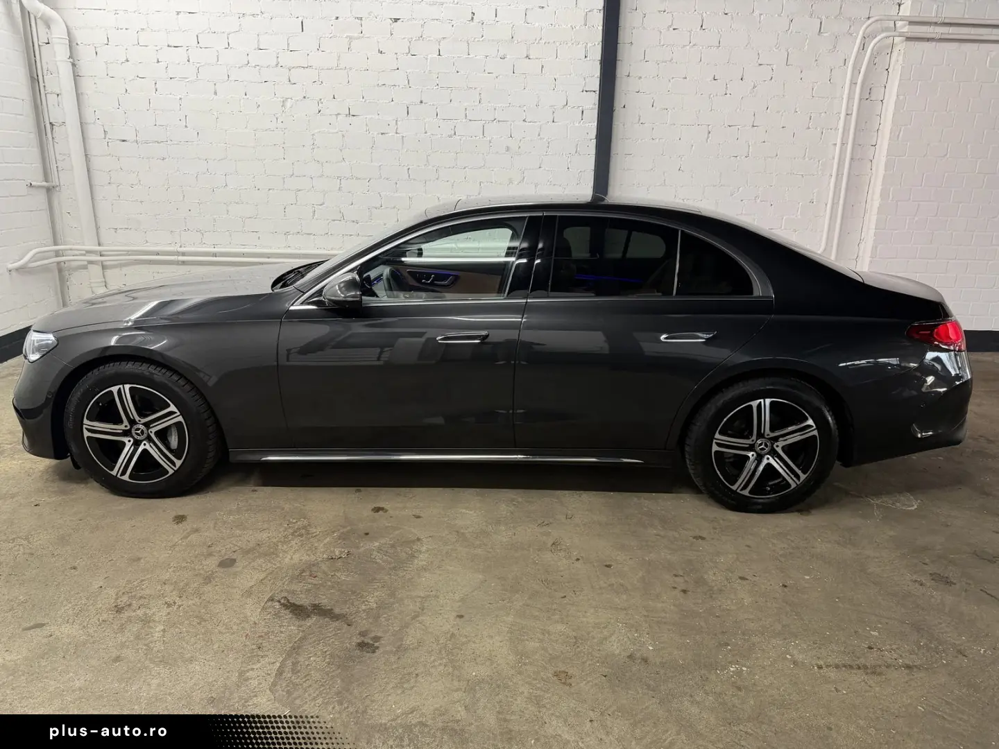 MERCEDES-BENZ E 220 d 4M 9G AMG Pre.  DISTRC  DIGIL